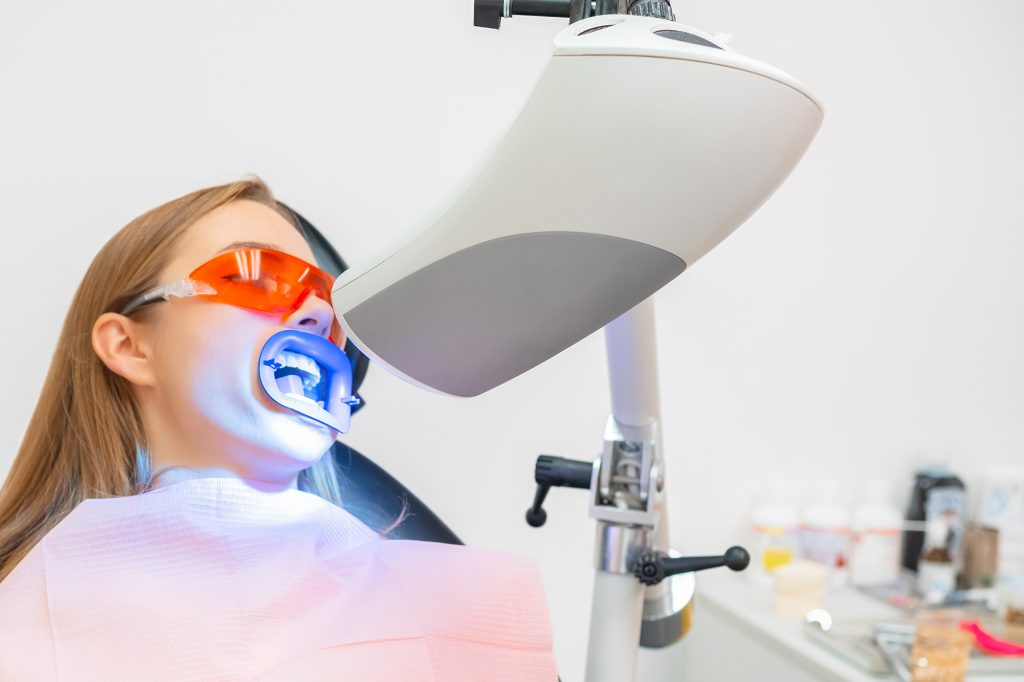 Отбеливание зубов professional whitening teeth